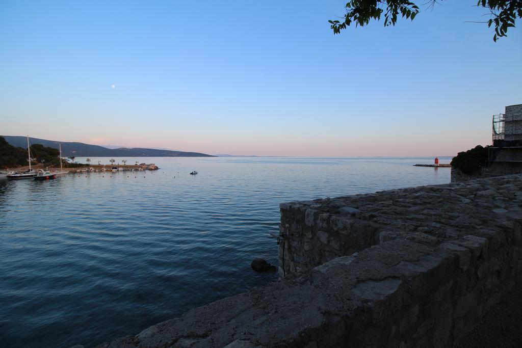 Apartment Ribica Krk Town Quarto foto