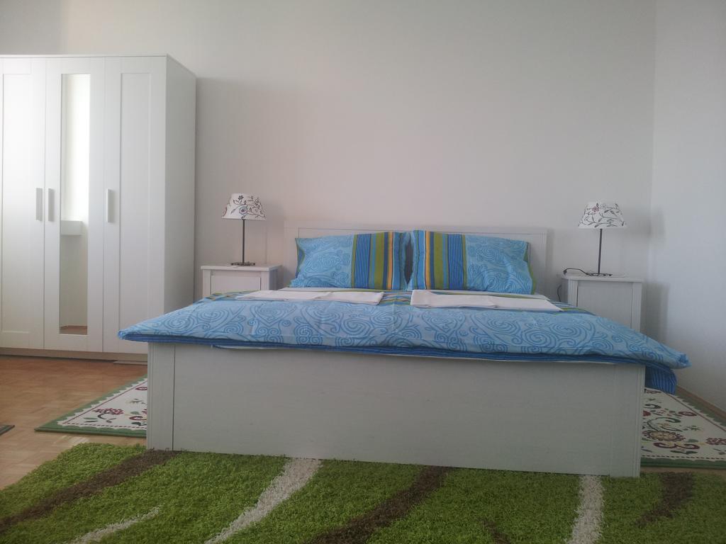 Apartment Ribica Krk Town Quarto foto